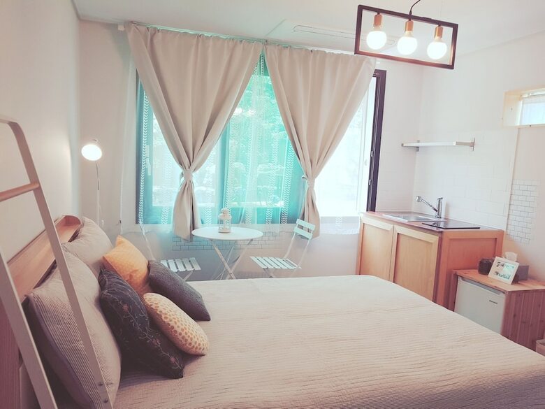 Hotel Bombom Guesthouse