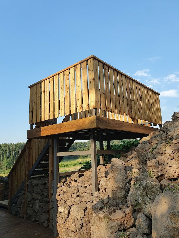 Hotel Bombom Guesthouse