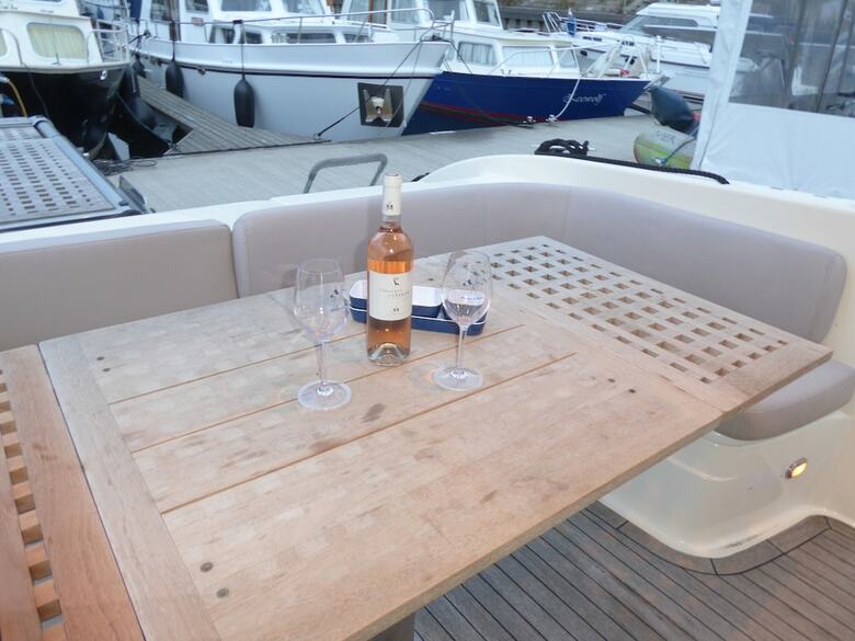 Rhein Yacht Lexa