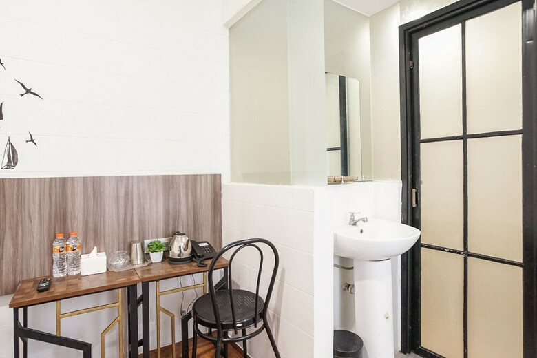 Hotel Sanrina Makassar