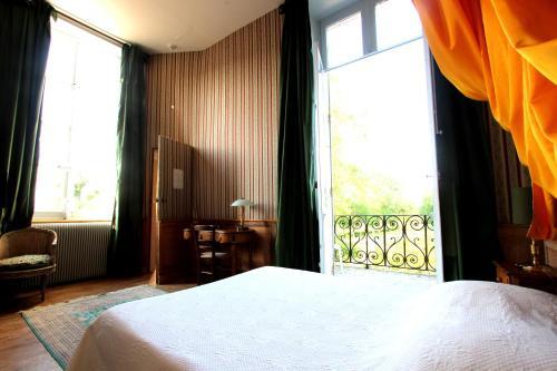 Hotel Ch�teau D'island V�zelay