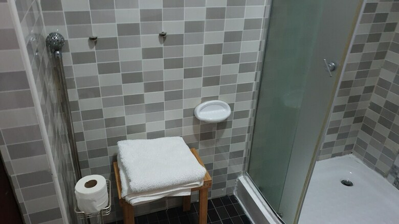 Sim Court 1 Safe Court Apartment