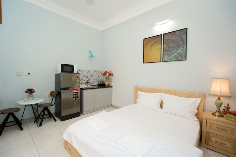 Aparthotel Cbd Home 3 - Home In Central - The Art