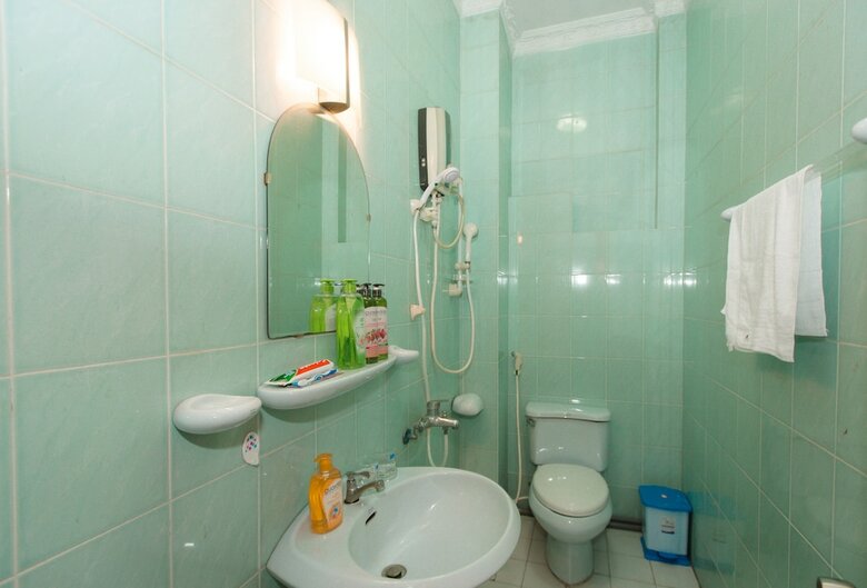Aparthotel Cbd Home 3 - Home In Central - The Art