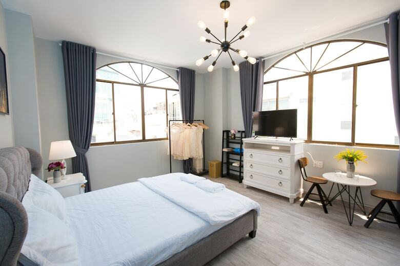 Aparthotel Cbd Home 3 - Home In Central - The Art