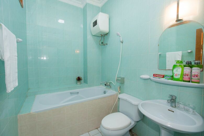 Aparthotel Cbd Home 3 - Home In Central - The Art