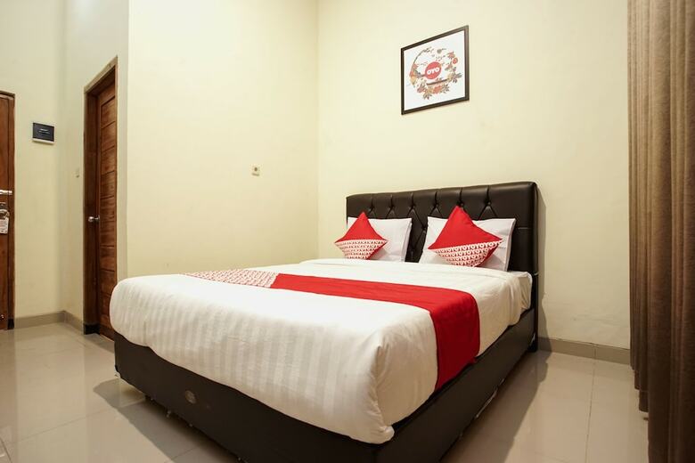 Hostal Oyo 1241 Eirini Family Homestay