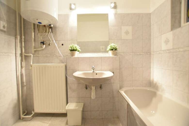 Budget Apartment By Hi5 - Feh�rhaj�