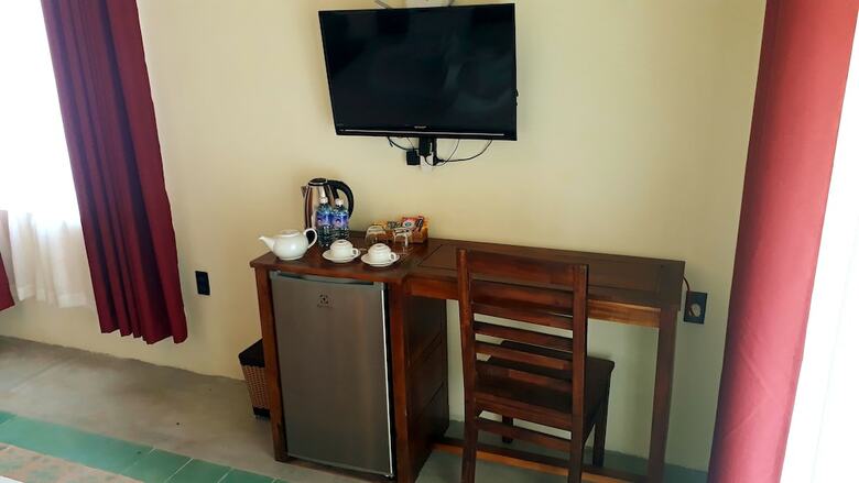 Hotel Pink Tulip Hoi An