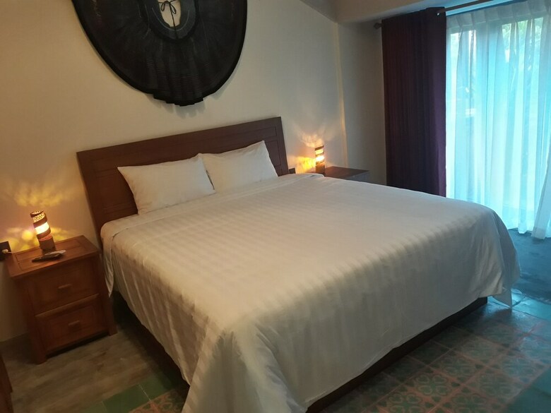 Hotel Pink Tulip Hoi An