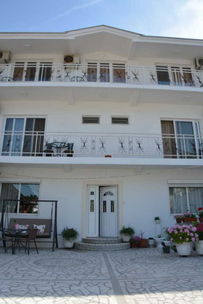 Hotel Guest House Vera