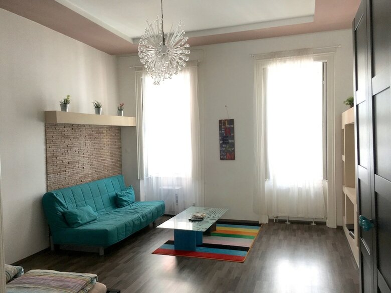 Budget Apartment By Hi5 - Kir�ly 99.