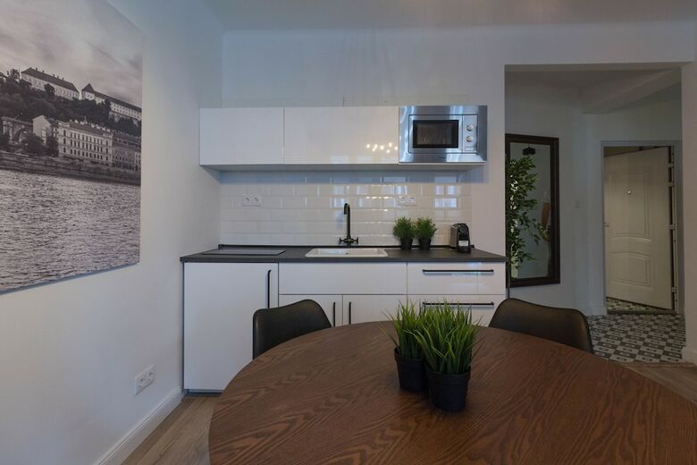Standard Apartment By Hi5 - Mad�ch