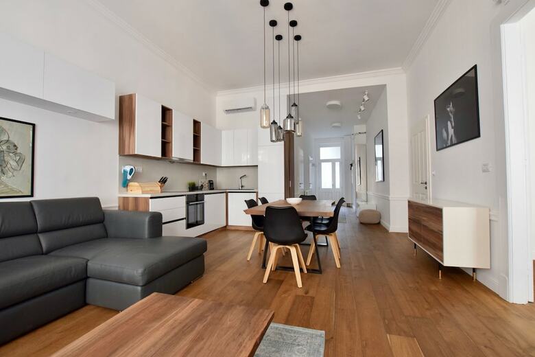 Luxury Apartment By Hi5 - Zichy Suites