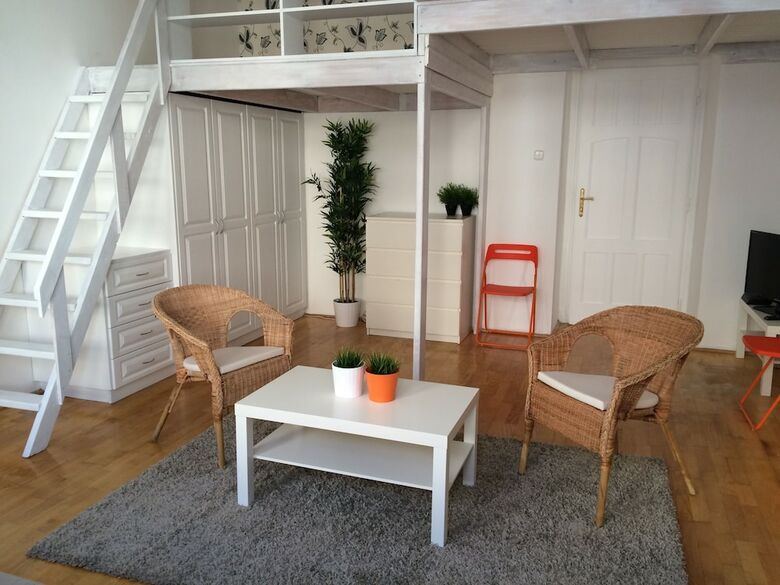 Standard Apartment By Hi5 - Wessel�nyi 13.