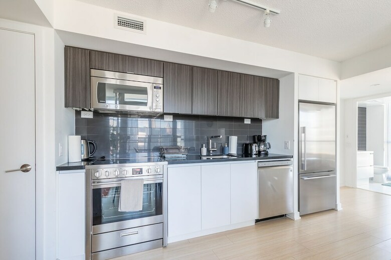 Simply Comfort Stunning Downtown Condos