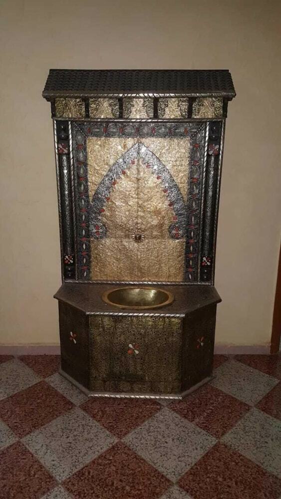 Hostal H�tel Ouaouizerth - Hostel