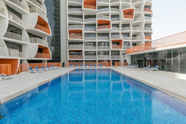 Hotel Driven Holiday Homes - Binghatti Pearls