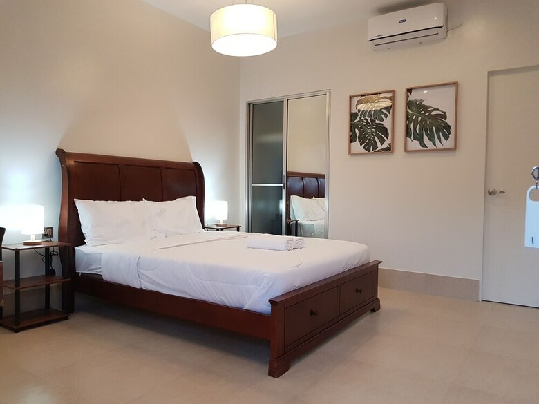 Hotel Ocean Safari Suites