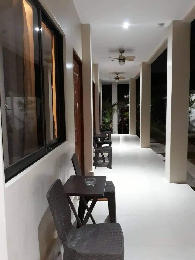 Hotel Ocean Safari Suites