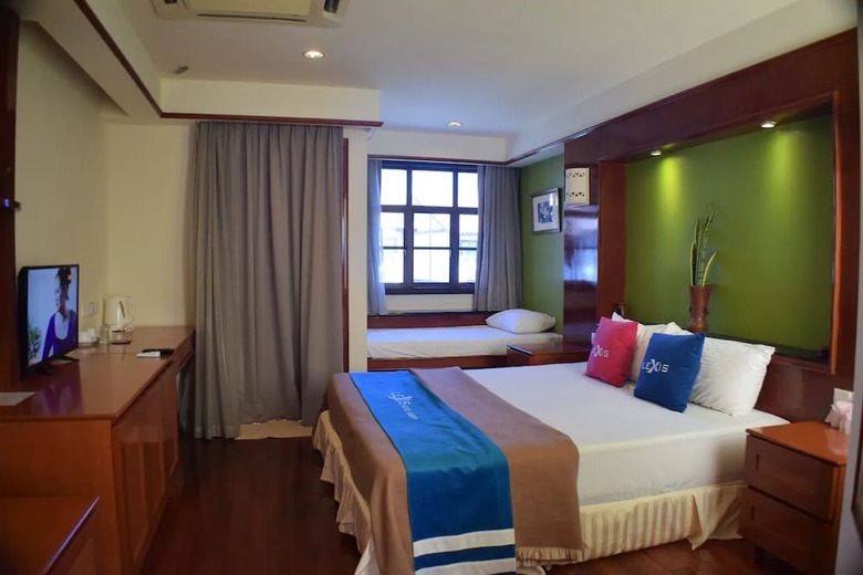 Hotel Water Chalet Pd By Alpine
