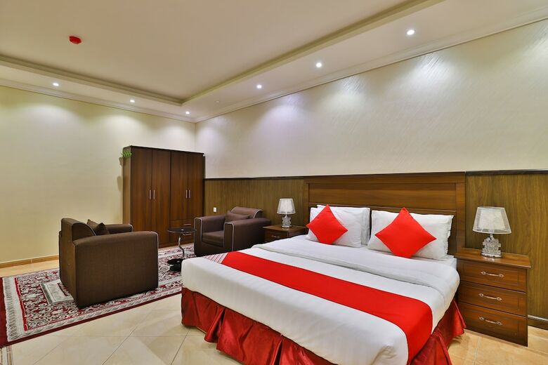 Oyo 273 Star Yanbu Hotel Suites