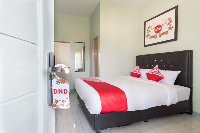 Hostal Oyo 1184 Aladinmar
