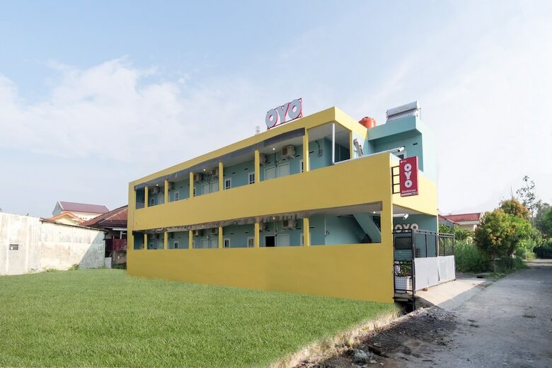 Hostal Oyo 1184 Aladinmar