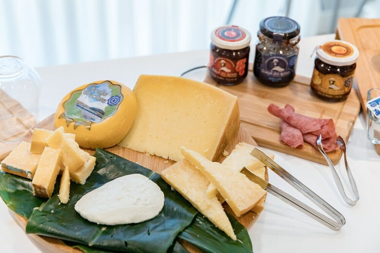 Hostal Ilha Hostel & Suites