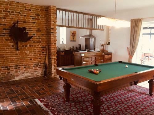 Hostal Maison D'h�tes Montperthuis