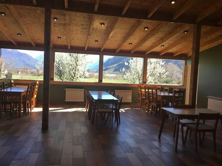 Hotel Fitz Roy Hosteria de Monta�a