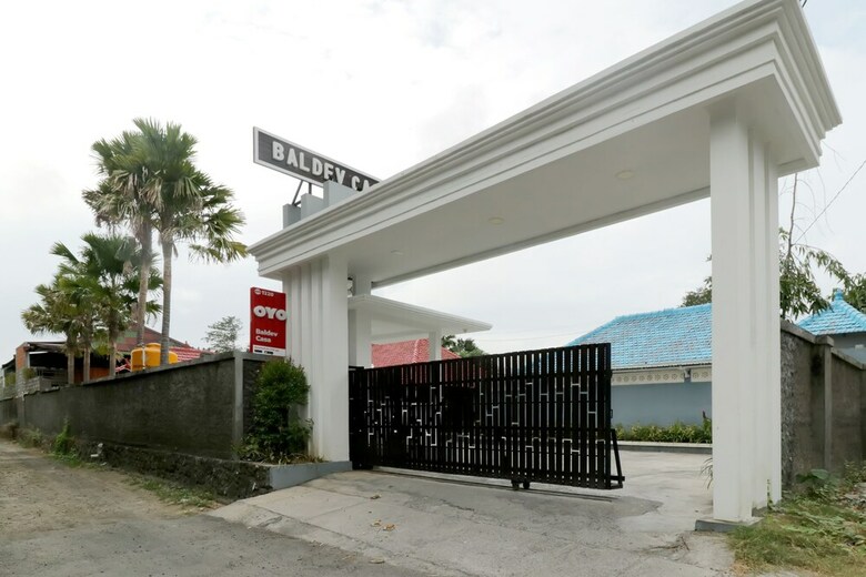 Hostal Oyo 1220 Baldev Casa