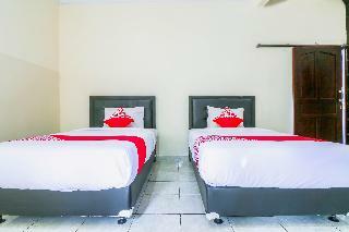 Hostal Oyo 1193 Asri House