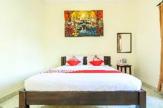 Hostal Oyo 1193 Asri House