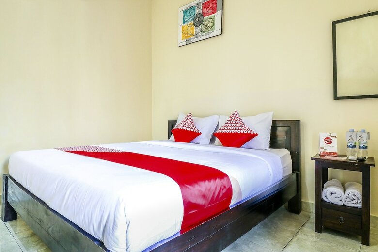 Hostal Oyo 1193 Asri House
