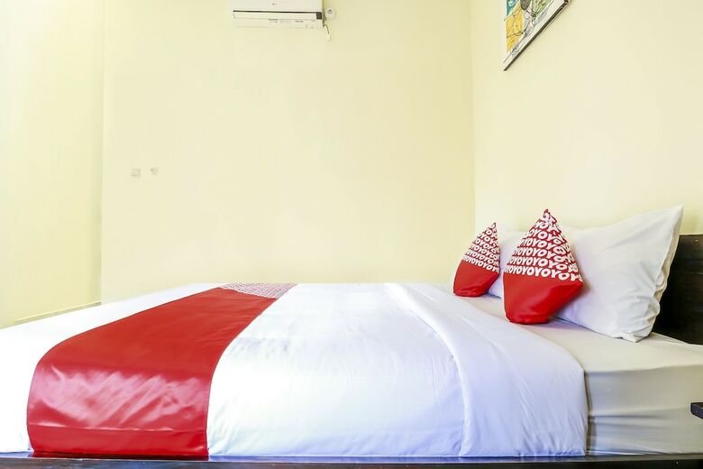 Hostal Oyo 1193 Asri House