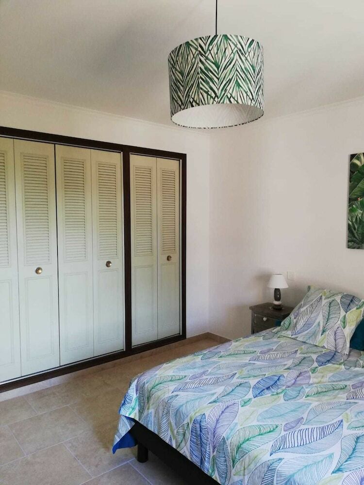 Villa La Pin�de