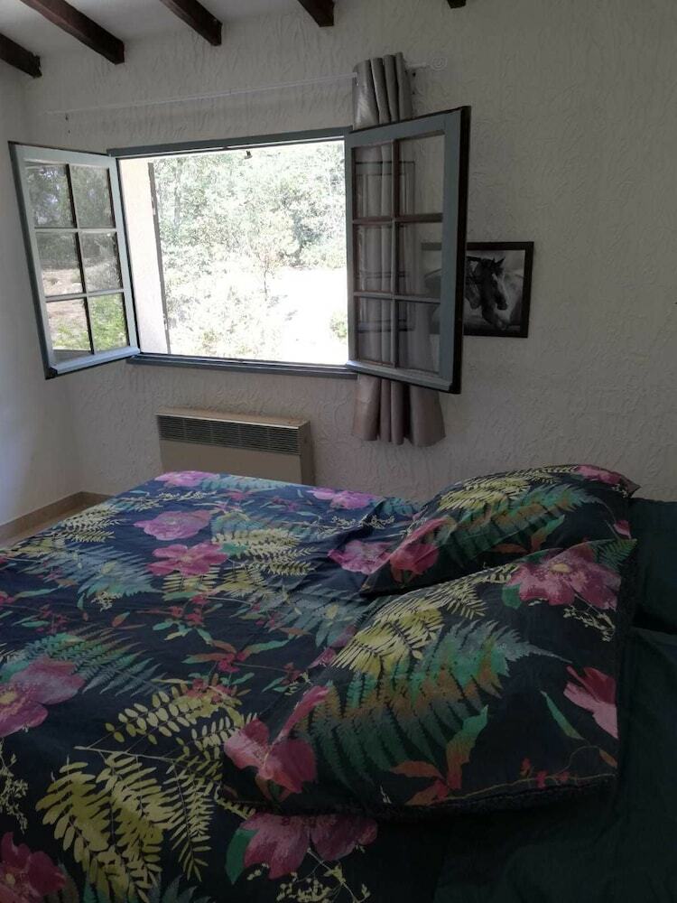 Villa La Pin�de
