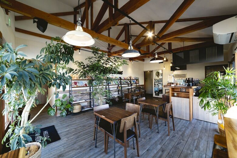 Hotel Cafe & Stay Castana