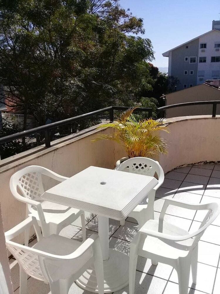 Aparthotel Residencial Leticia
