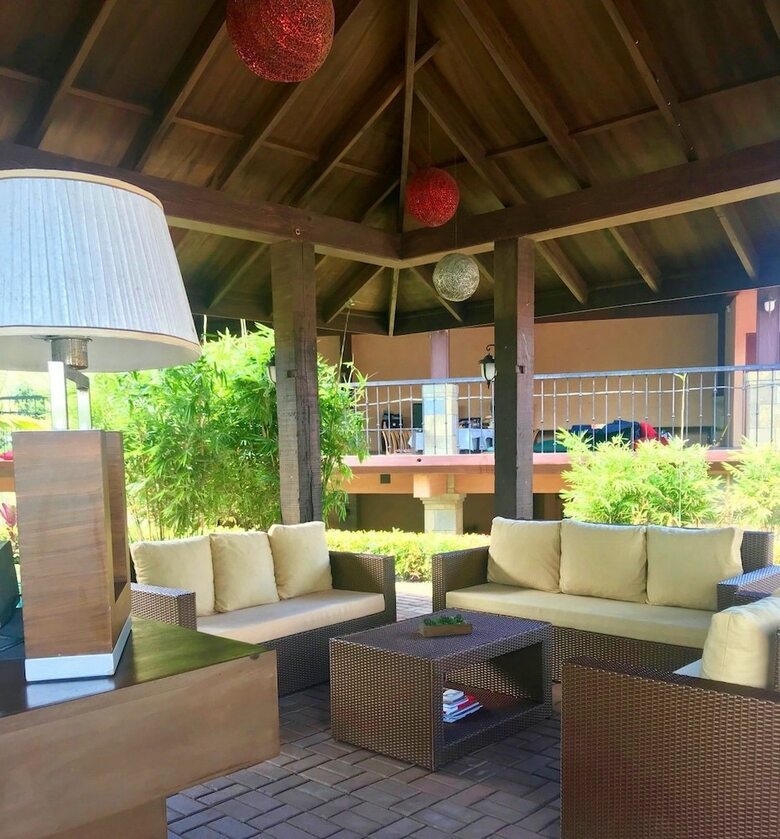 Hotel Asian Village Tagaytay