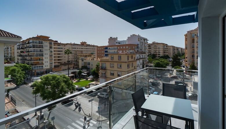 Apartamentos Sur Suites La Dorada