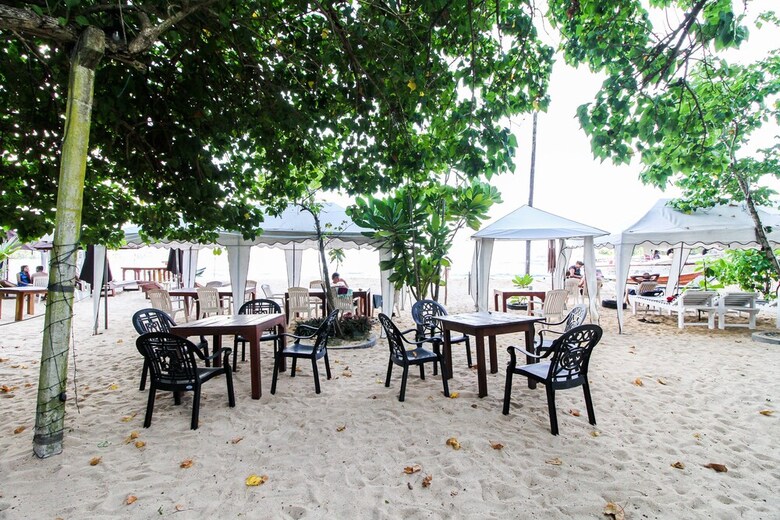 Oyo 295 Sea View Hotel 02