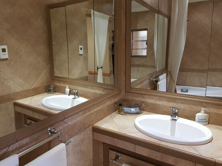 Hotel Bubez Guesthouse