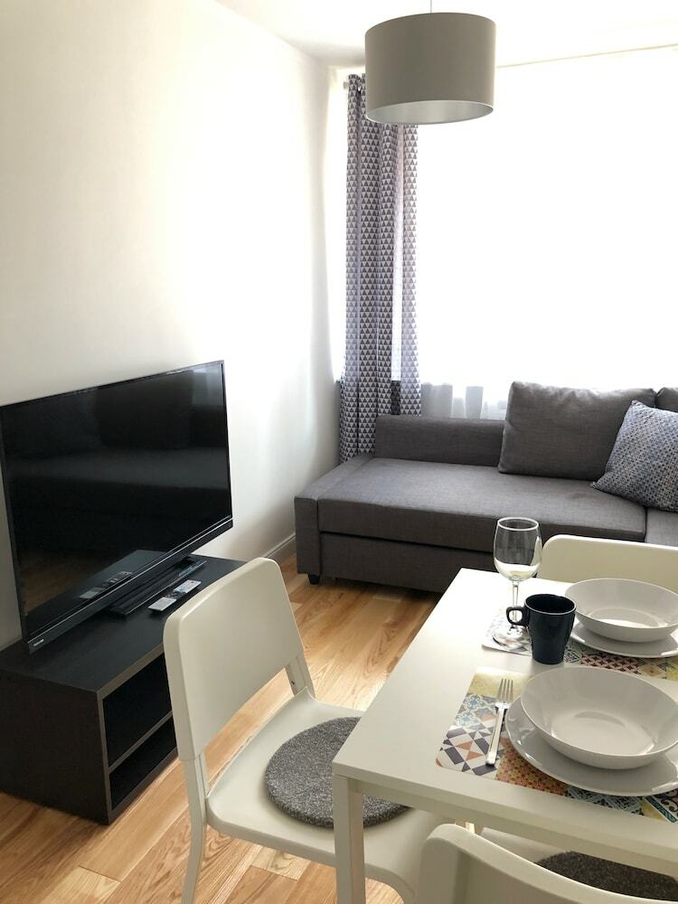 Central Rental - Apartament Przytulny