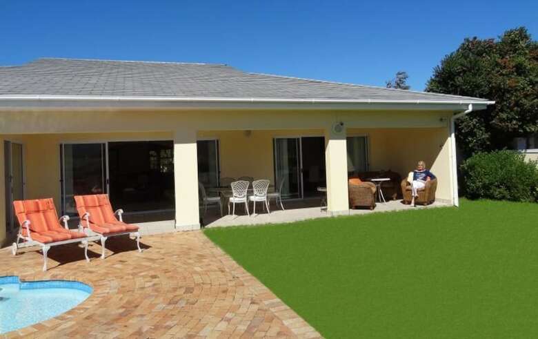 Villa Lake Michelle.. Cape Town