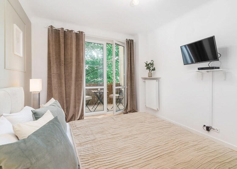 Plac Zbawiciela Comfortable Apartment