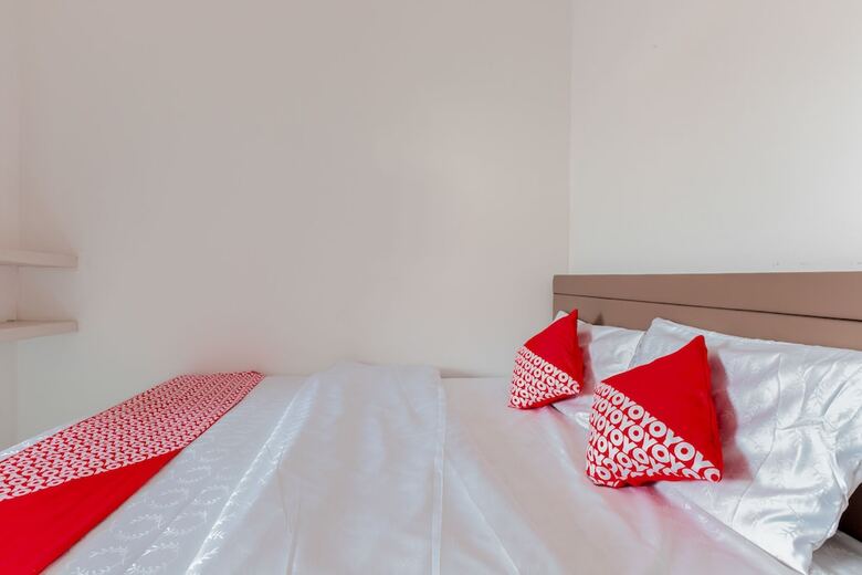 Hotel Oyo 442 Koen Hanare