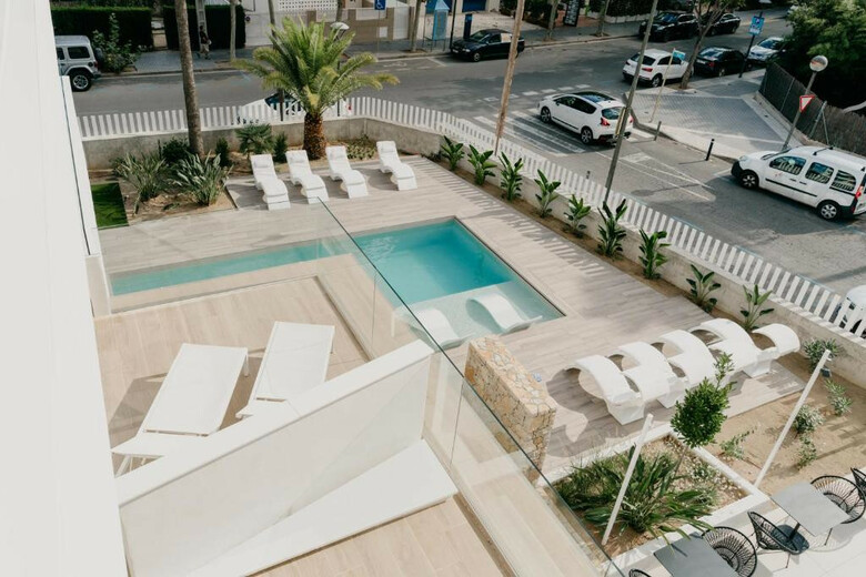 Instants Boutique Hotel - Adults Only