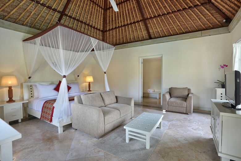 The Club Villas